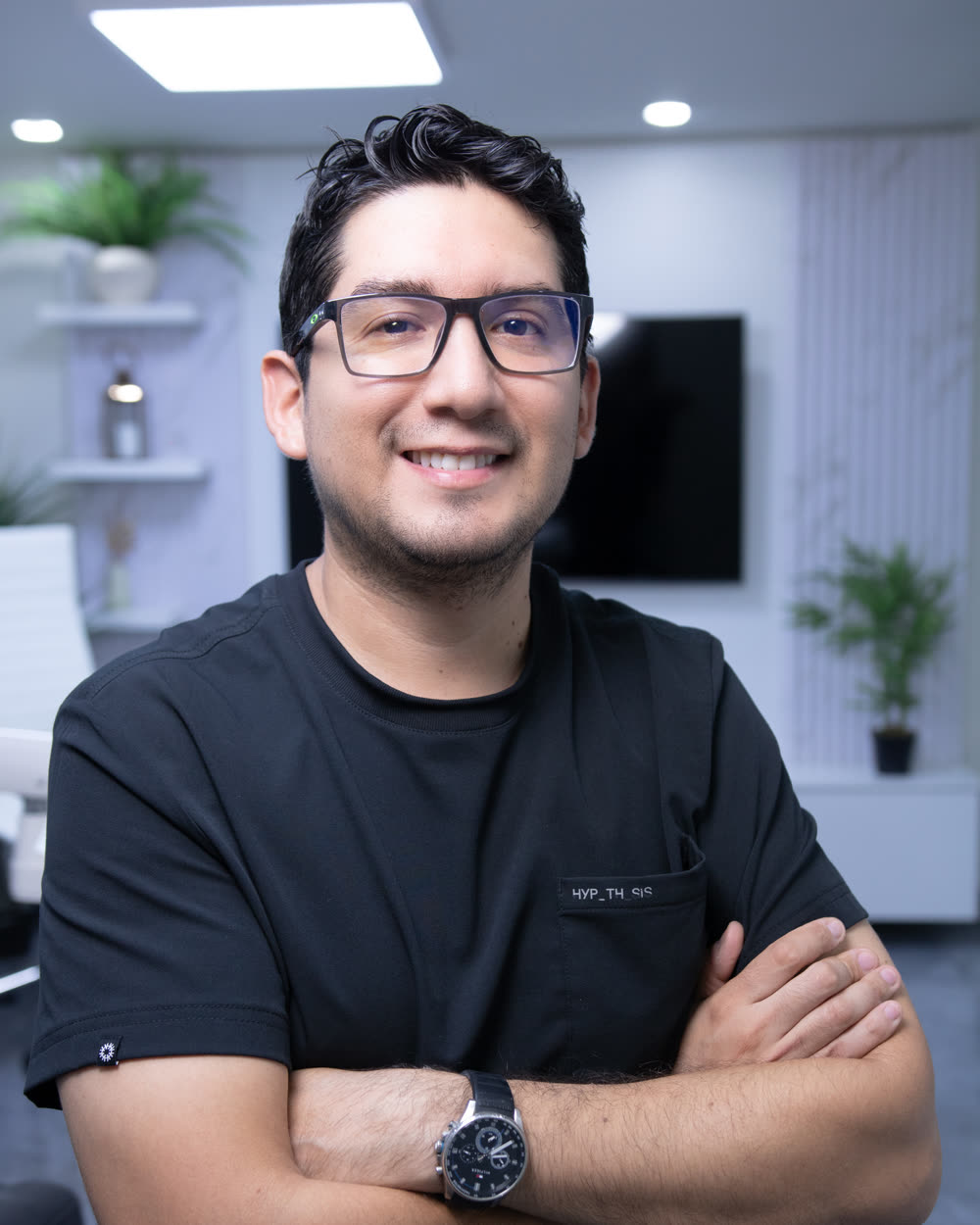 Dr. Luis Meléndez, Especialista en estética dental